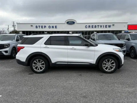 More photos of 2021 Ford Explorer XLT at Step One Ford Crestview, FL