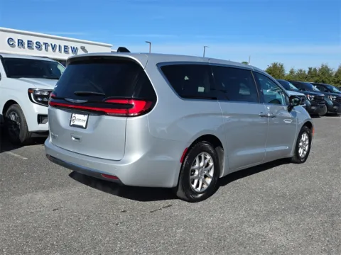 More photos of 2024 Chrysler Pacifica Touring L at Step One Ford Crestview, FL
