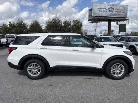 More photos of 2026 Ford Explorer Active at Step One Ford Crestview, FL