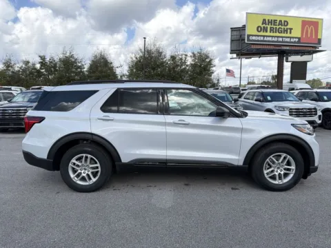 More photos of 2026 Ford Explorer Active at Step One Ford Crestview, FL