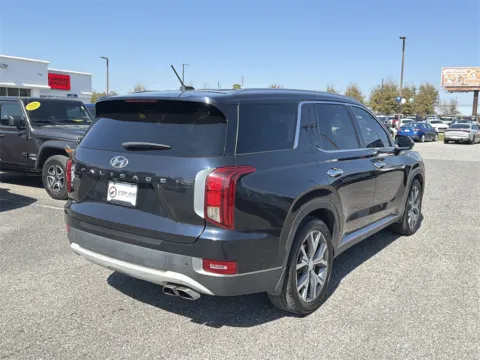 More photos of 2020 Hyundai Palisade SEL at Step One Ford Crestview, FL
