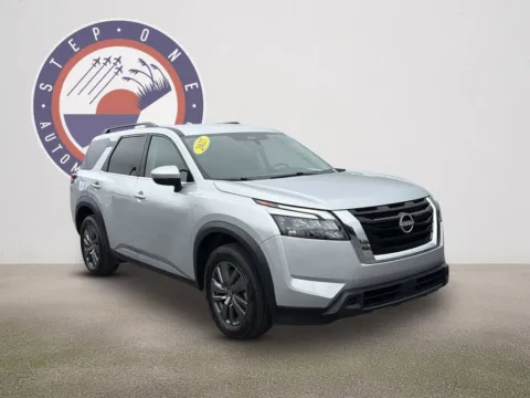 Silver 2025 Nissan Pathfinder SV for sale in Crestview, FL
