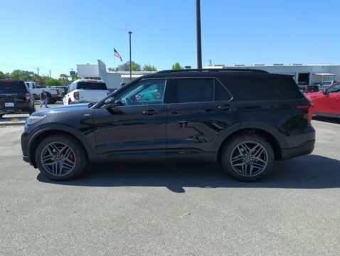More photos of 2026 Ford Explorer ST-Line at Step One Ford Crestview, FL