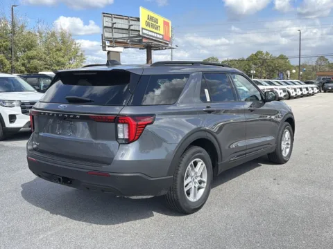 More photos of 2026 Ford Explorer Active at Step One Ford Crestview, FL
