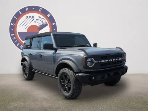 Photos of 2023 Ford Bronco Black Diamond for sale in Crestview, FL at Step One Ford Crestview