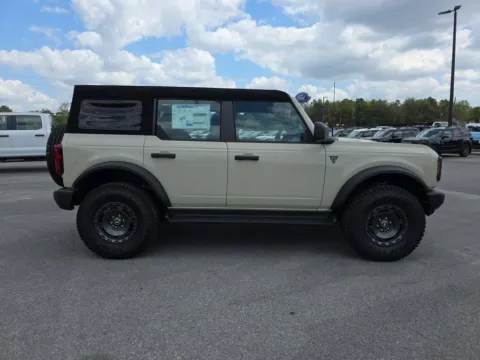 More photos of 2025 Ford Bronco at Step One Ford Crestview, FL