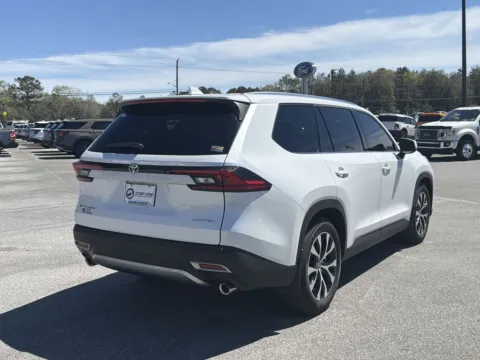 More photos of 2025 Toyota Grand Highlander Hybrid MAX Limited at Step One Ford Crestview, FL