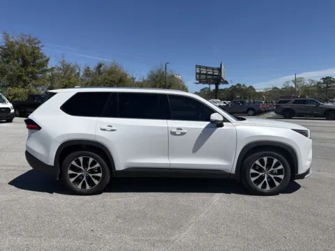 More photos of 2025 Toyota Grand Highlander Hybrid MAX Limited at Step One Ford Crestview, FL