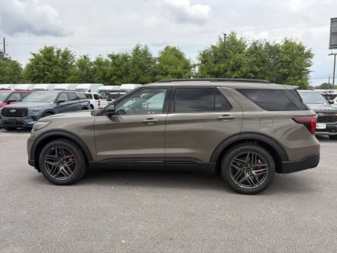 More photos of 2026 Ford Explorer ST at Step One Ford Crestview, FL
