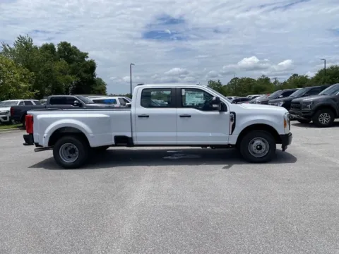 More photos of 2023 Ford F-350SD XL at Step One Ford Crestview, FL