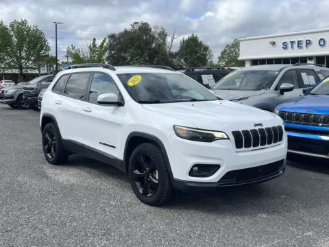 Photos of 2021 Jeep Cherokee Altitude for sale in Crestview, FL at Step One Ford Crestview