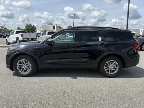 More photos of 2026 Ford Explorer Active at Step One Ford Crestview, FL