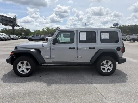 More photos of 2021 Jeep Wrangler Unlimited Sport S at Step One Ford Crestview, FL