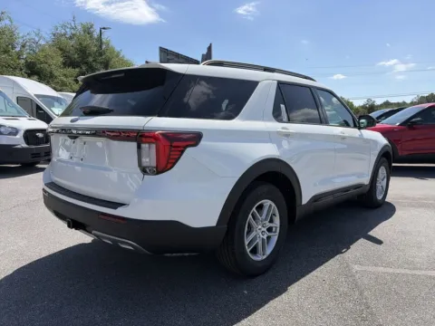 More photos of 2026 Ford Explorer Active at Step One Ford Crestview, FL