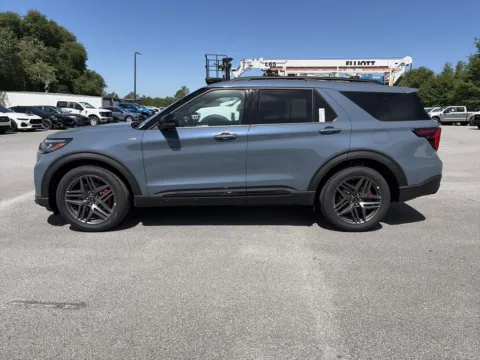 More photos of 2026 Ford Explorer ST-Line at Step One Ford Crestview, FL