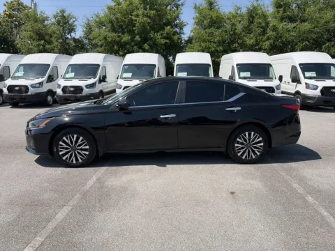 More photos of 2023 Nissan Altima 2.5 SV at Step One Ford Crestview, FL