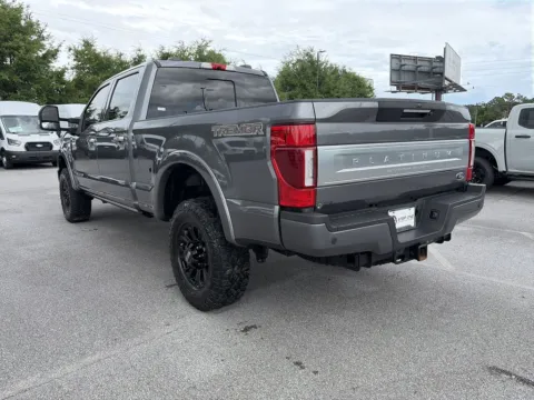 More photos of 2022 Ford F-250SD Platinum at Step One Ford Crestview, FL