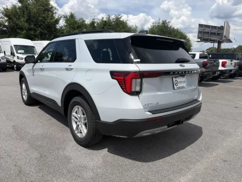 More photos of 2026 Ford Explorer Active at Step One Ford Crestview, FL