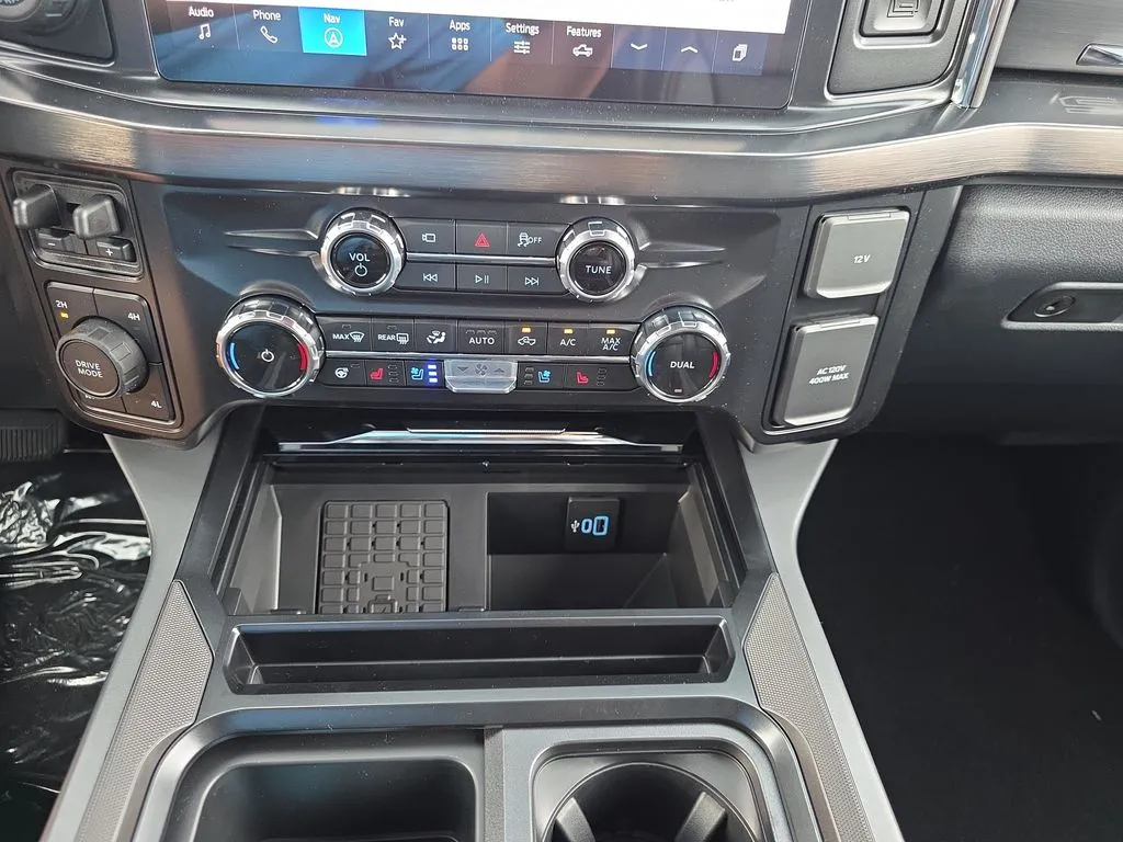 2026 Ford F-350 Super Duty Lariat - Photo 28