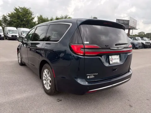 More photos of 2023 Chrysler Pacifica Touring L at Step One Ford Crestview, FL
