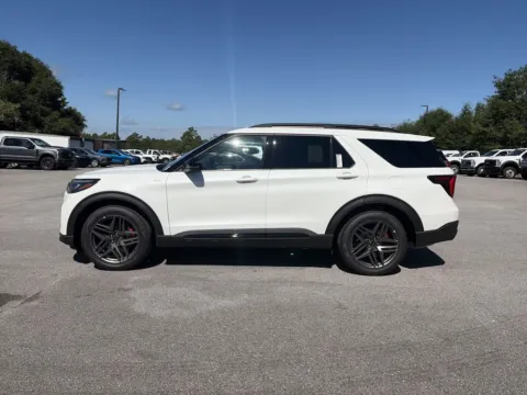 More photos of 2026 Ford Explorer ST-Line at Step One Ford Crestview, FL