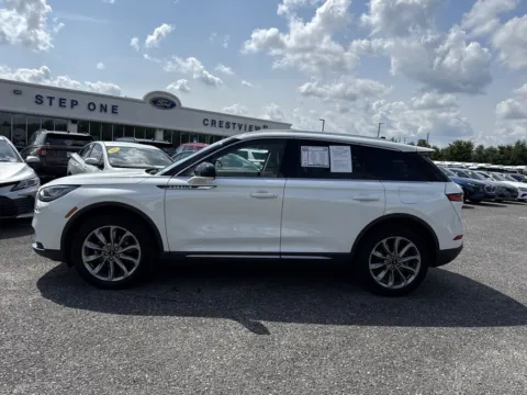 More photos of 2022 Lincoln Corsair Standard at Step One Ford Crestview, FL
