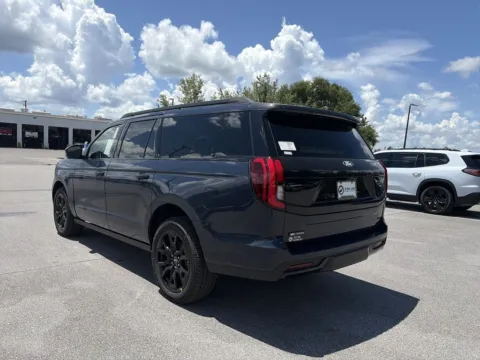 More photos of 2027 Ford Expedition Max Platinum at Step One Ford Crestview, FL