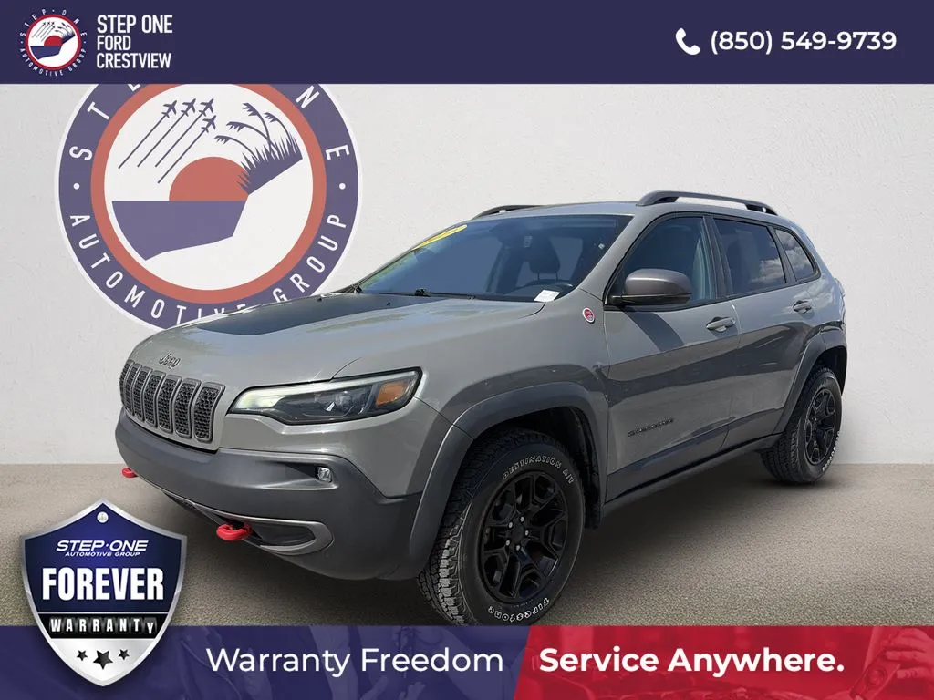 Gray 2019 Jeep Cherokee Trailhawk for sale in Crestview, FL