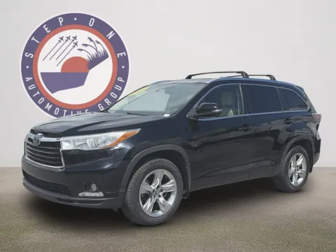 Photos of 2016 Toyota Highlander Limited for sale in Crestview, FL at Step One Ford Crestview