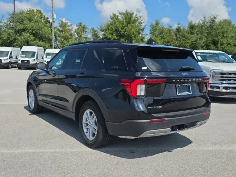 More photos of 2026 Ford Explorer Active at Step One Ford Crestview, FL