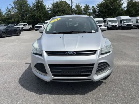 More photos of 2016 Ford Escape SE at Step One Ford Crestview, FL