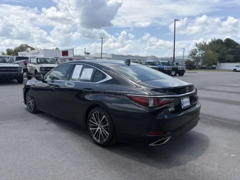 More photos of 2023 Lexus ES 350 at Step One Ford Crestview, FL