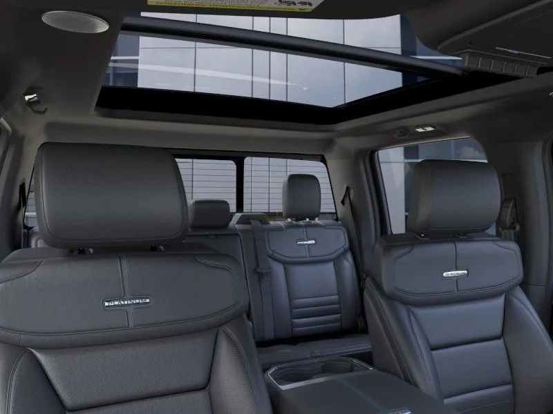 2026 Ford F-450 Super Duty Platinum - Photo 23