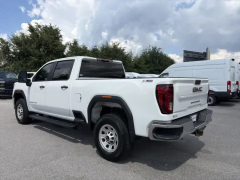 More photos of 2022 GMC Sierra 3500 HD Pro at Step One Ford Crestview, FL