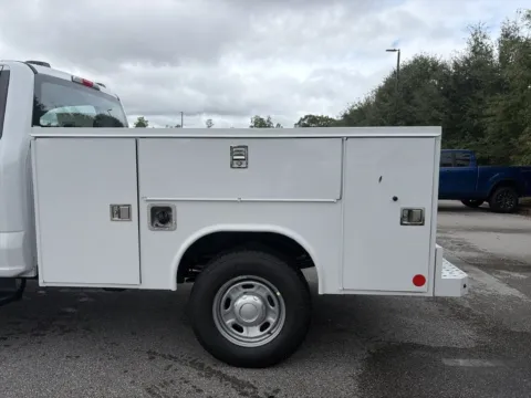 More photos of 2027 Ford F-250SD XL at Step One Ford Crestview, FL