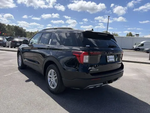 More photos of 2027 Ford Explorer Active at Step One Ford Crestview, FL