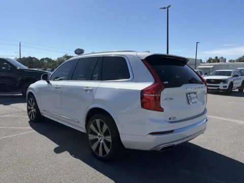 More photos of 2021 Volvo XC90 T6 Inscription at Step One Ford Crestview, FL