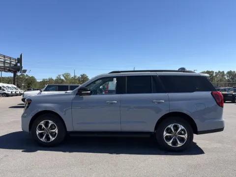 More photos of 2027 Ford Expedition Active at Step One Ford Crestview, FL