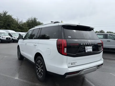 More photos of 2025 Ford Expedition Platinum at Step One Ford Crestview, FL
