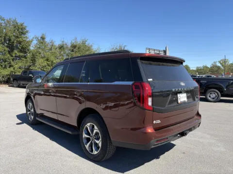 More photos of 2027 Ford Expedition Active at Step One Ford Crestview, FL