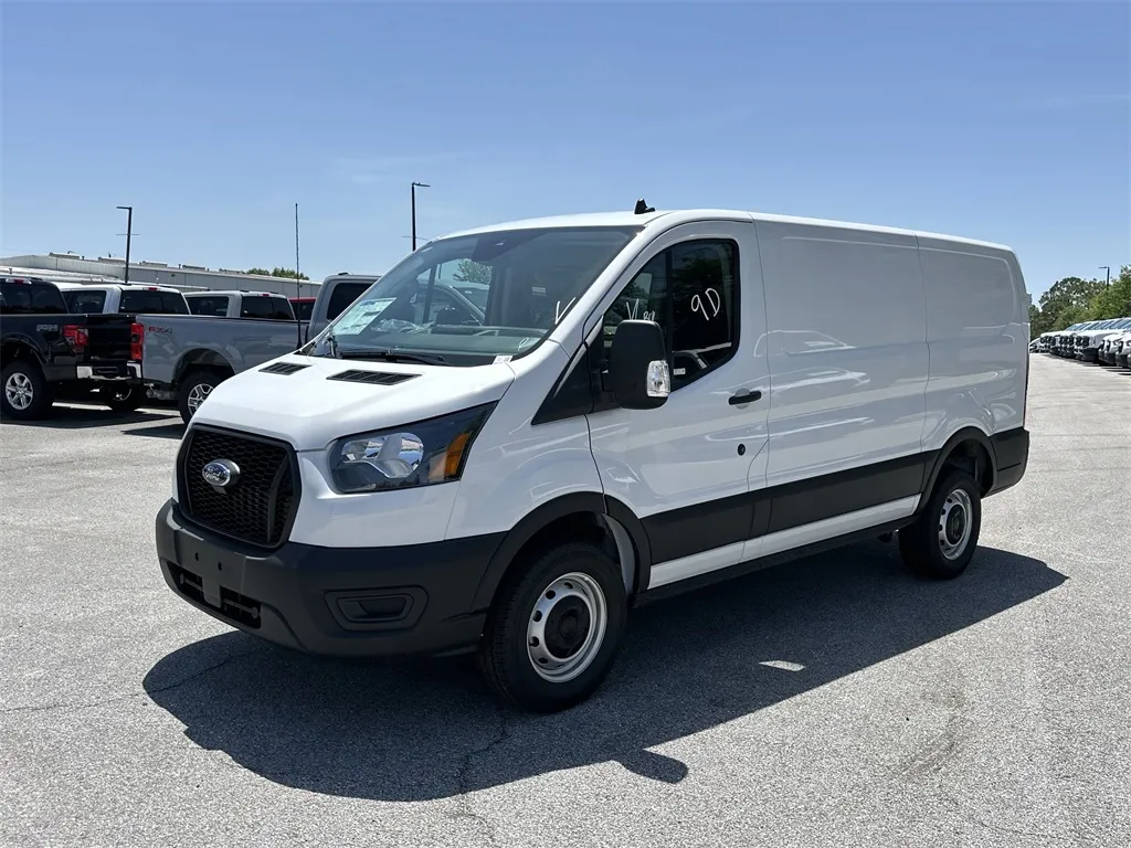 2025 Ford Transit Cargo Van photo 4