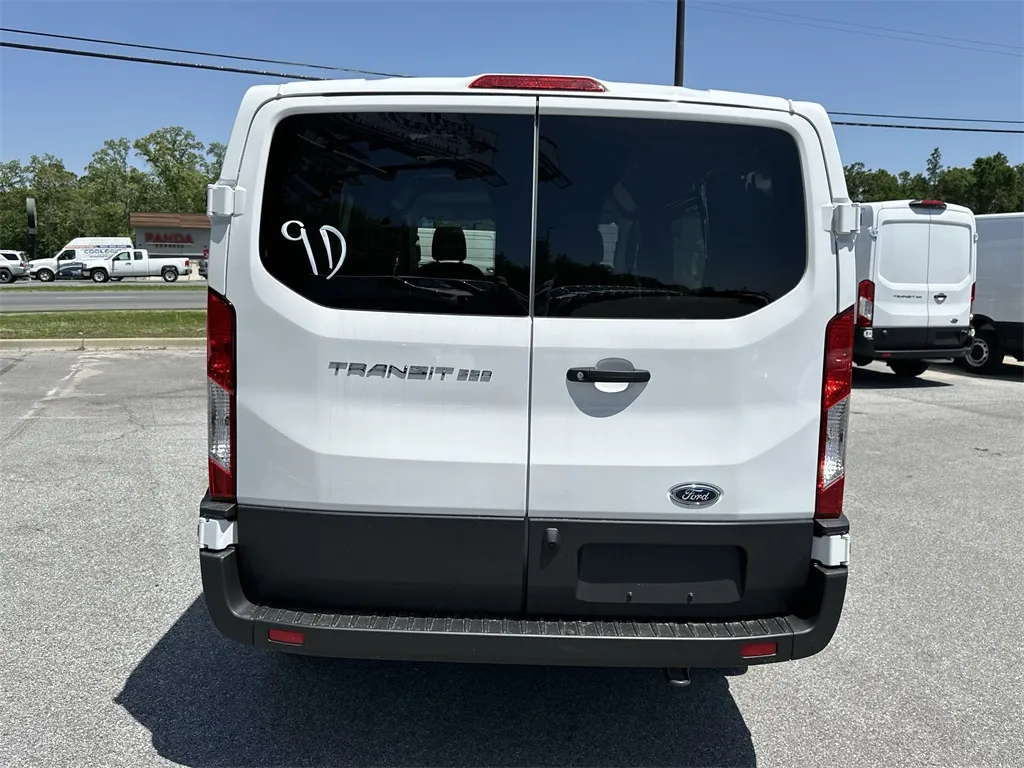 2025 Ford Transit Cargo Van photo 3