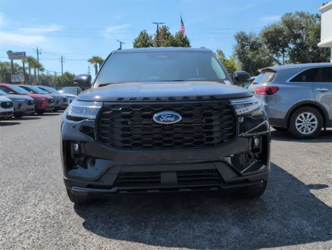 More photos of 2025 Ford Explorer ST-Line at Step One Ford Crestview, FL