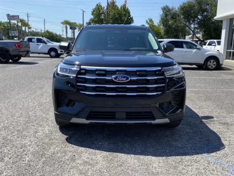 More photos of 2025 Ford Explorer Active at Step One Ford Crestview, FL