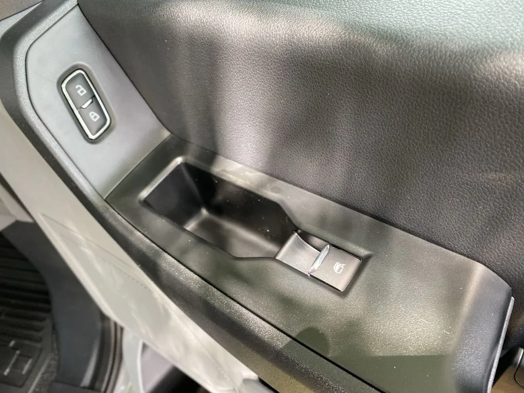 2025 Ford F-350 Super Duty XL - Photo 26