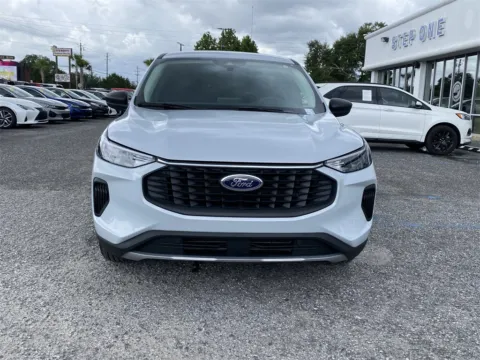 More photos of 2025 Ford Escape Active at Step One Ford Crestview, FL