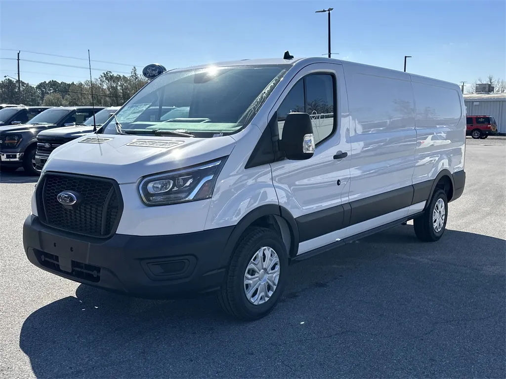 2025 Ford Transit Cargo Van photo 4