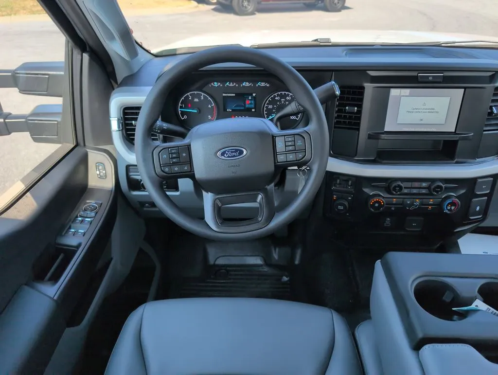 2026 Ford F-550 Super Duty Chassis Cab XL - Photo 13
