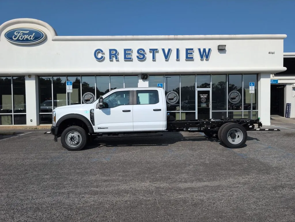 2026 Ford F-550 Super Duty Chassis Cab XL - Photo 7