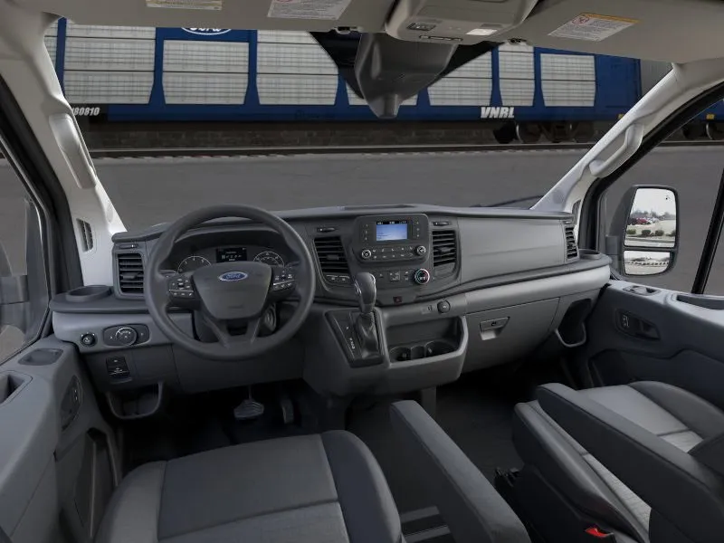 2025 Ford Transit photo 4